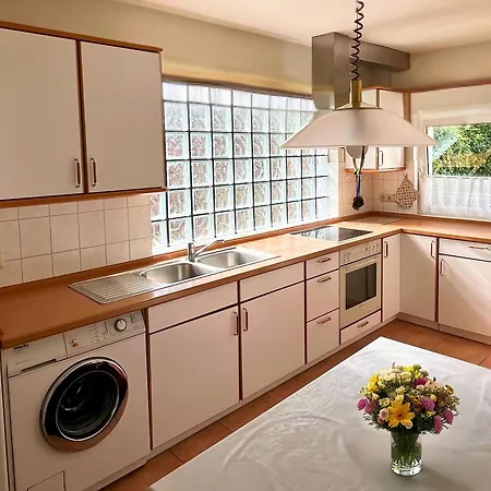 Apartmán Lage, Familienfreundlich Mit Garten & Parkplatz - Bis Zu 6 Pers - Family & Friends Grömitz